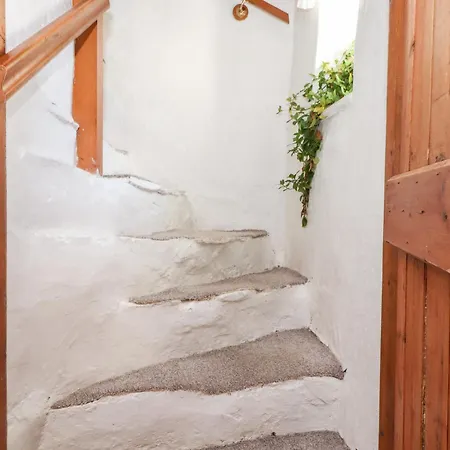 Castle בית נופש *